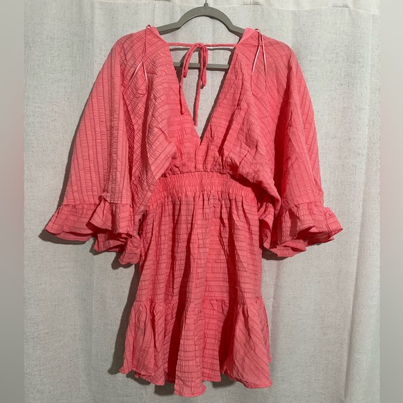 NWT Boutique Brand, Glam Poppy Surplice Front Dress - Picture 7 of 10
